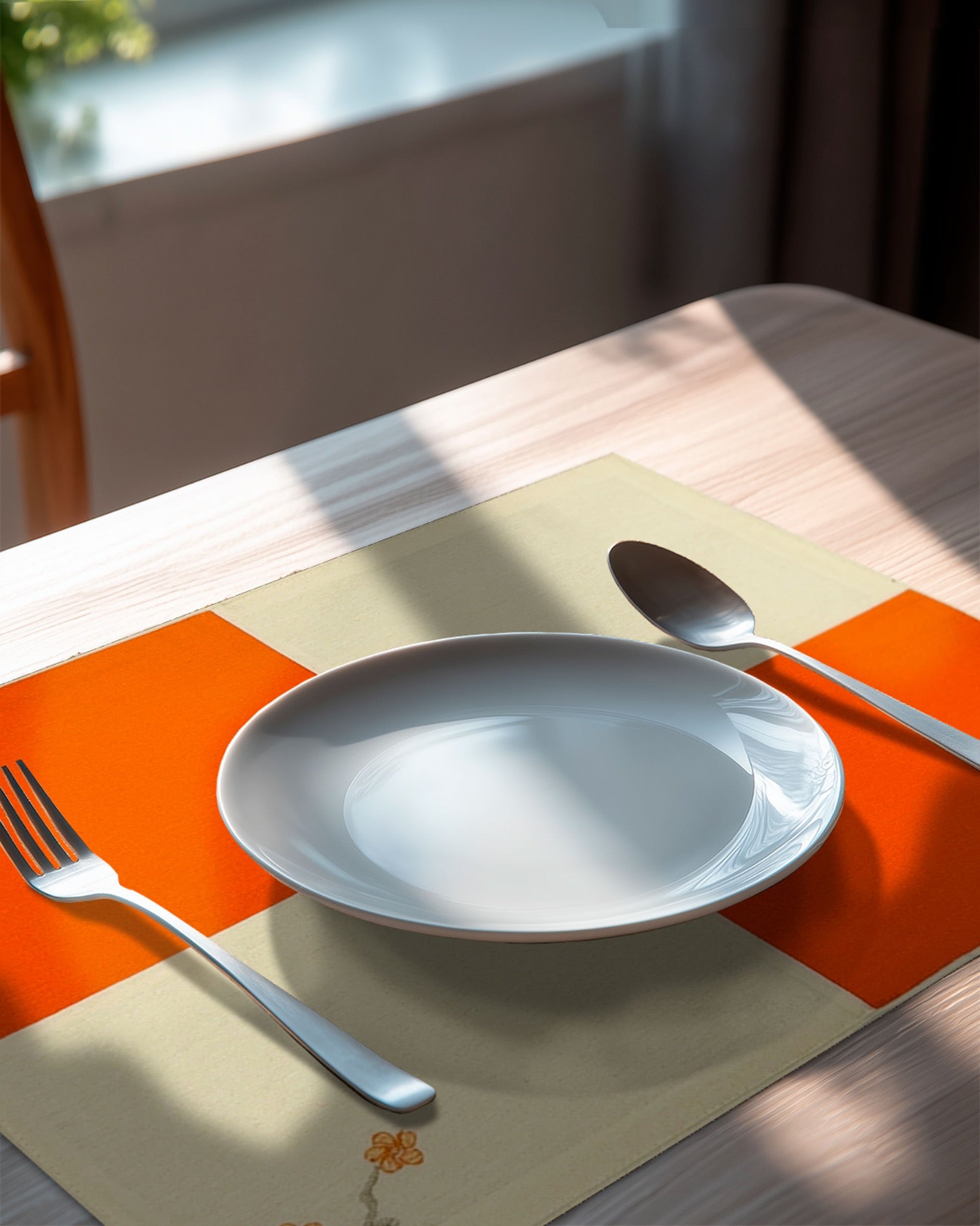 Mantel individual Japan Naranja de XUMA DECO con plato sobre mesa